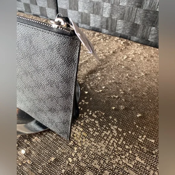 MICHAEL KORS Jet Set Item Black Gray Logo Print Zip Clutch Wristlet - Picture 3 of 7